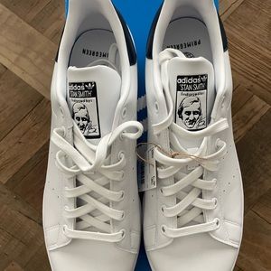 Adidas original “Stan Smith”.